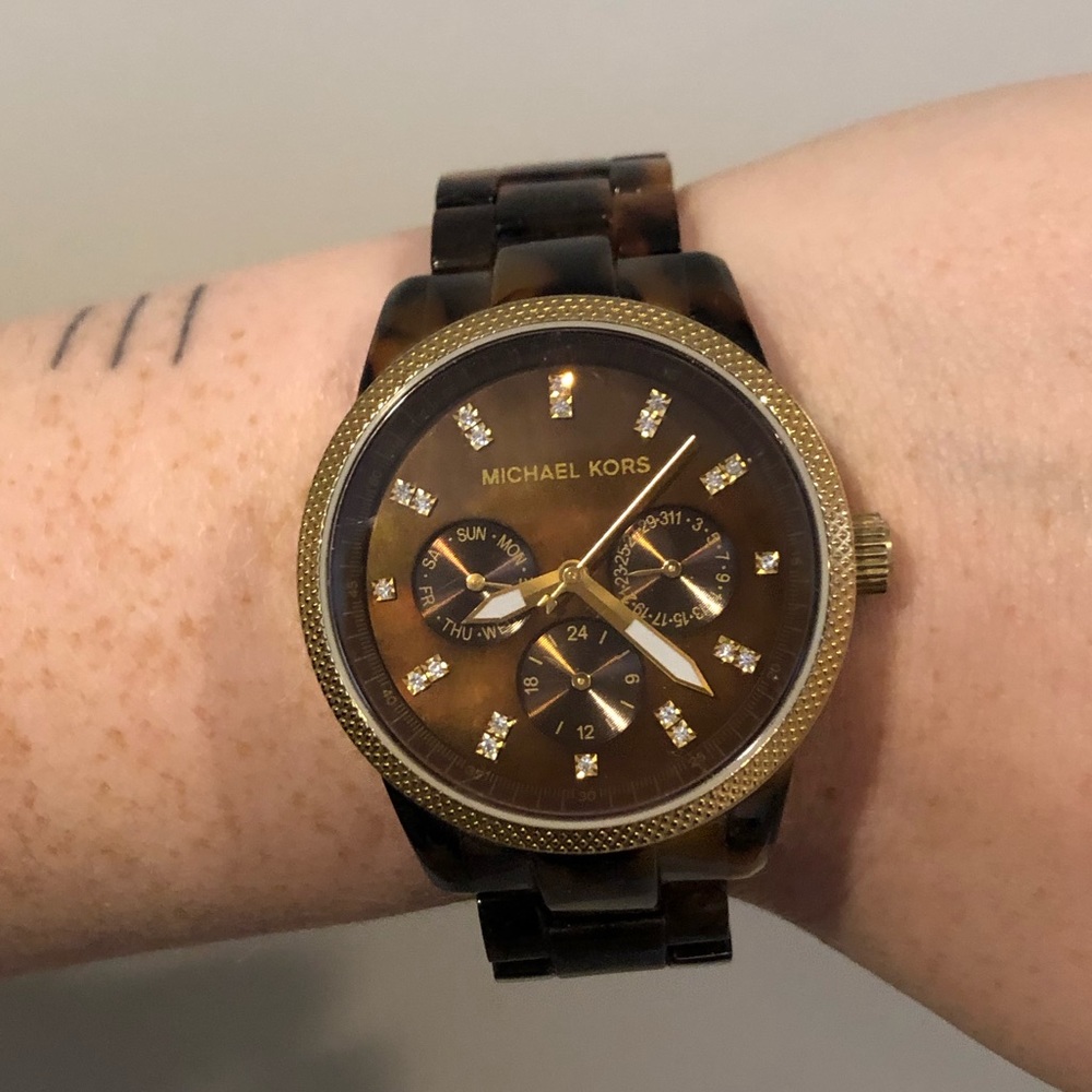 Michael Kors Tortoise Shell & Crystal Inlay Watch - Picture 4 of 7